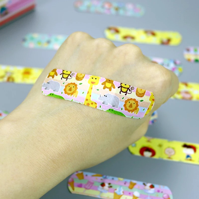 Cartoon waterproof band aid breathable hemostatic band aid Cute Mini Korean medical transparent OK bandage for children